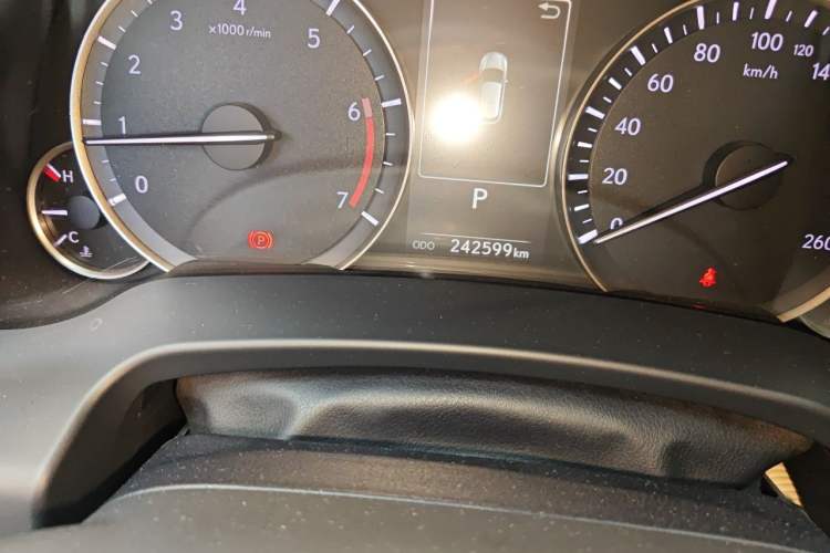 Used Lexus RX 2020 Facelifted 300 4x4 Elegant Edition Odometer Close Up