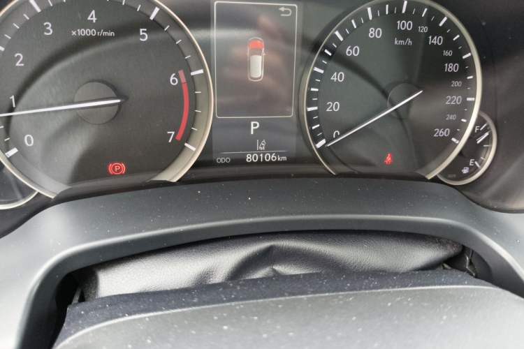 Used Lexus RX 2020 300 4x4 Elegant Edition China VI Odometer Close Up