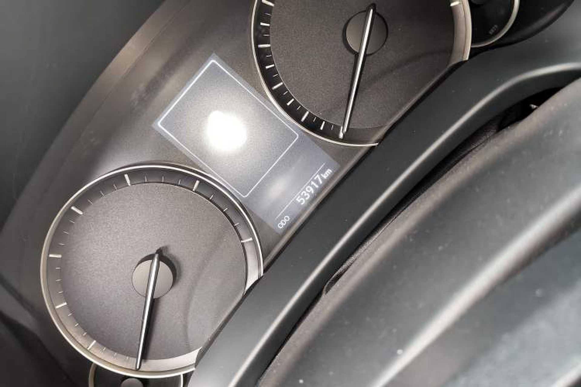Used Lexus RX 2020 300 Two-Wheel Drive Comfort Edition China VI Standard Odometer Close Up