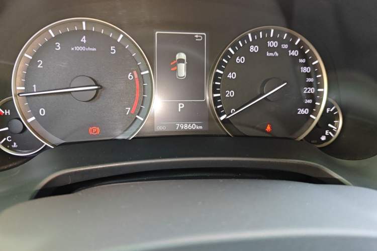 Used Lexus RX 2020 Facelifted 300 4x4 Elegant Edition Odometer Close Up