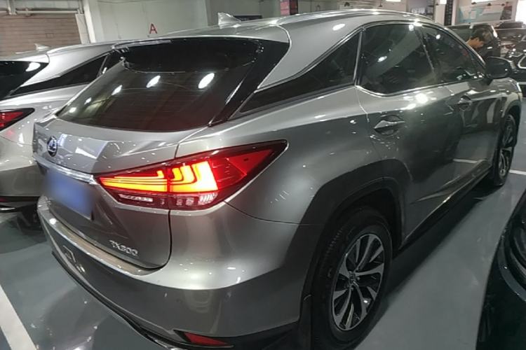 Used Lexus RX 2020 Revised Version 300 Two-Wheel Drive Elite Edition Rear Right 45 Deg