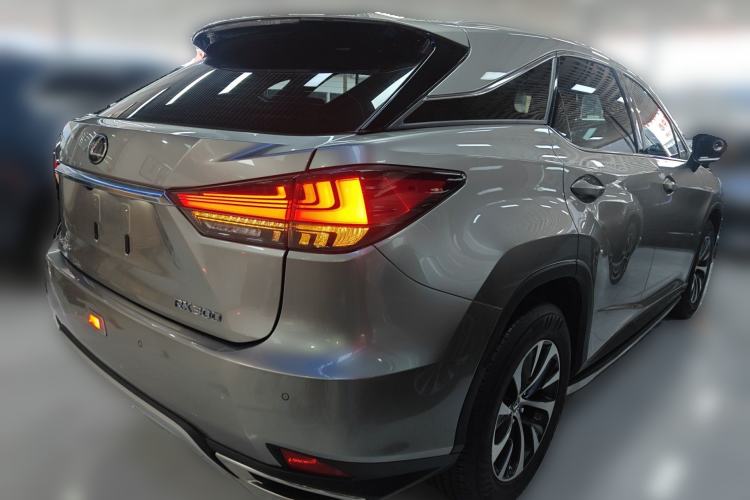 Used Lexus RX 2020 Revised Version 300 Two-Wheel Drive Elite Edition Rear Right 45 Deg