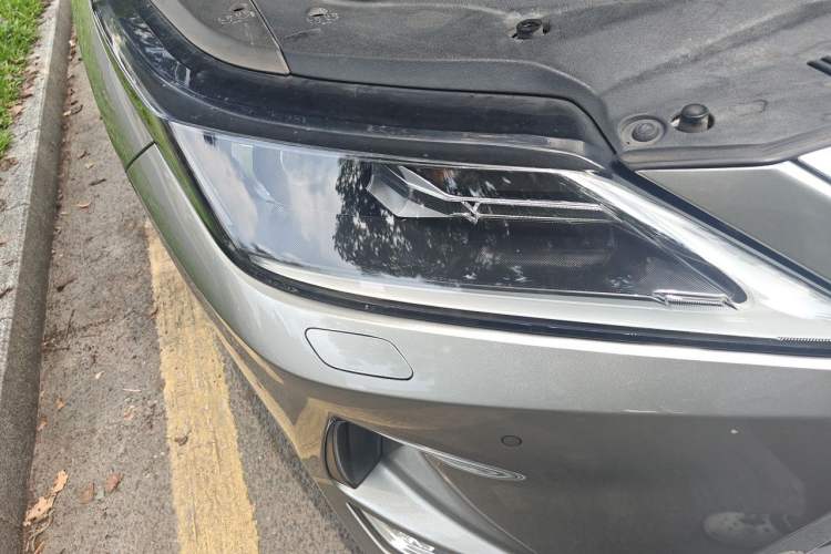 Used Lexus RX 2020 Revised Version 300 Two-Wheel Drive Elite Edition Right Front Headlight