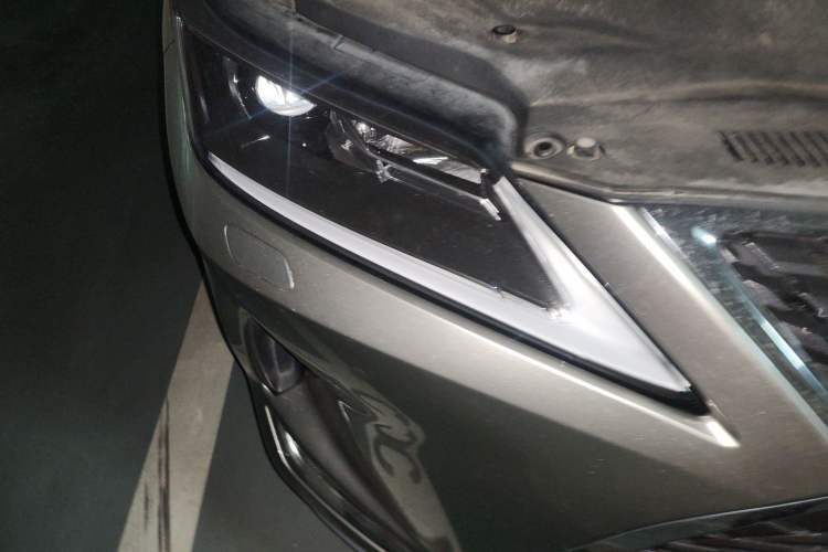 Used Lexus RX 2020 300 Two-Wheel Drive Elite Edition China VI Standard Right Front Headlight