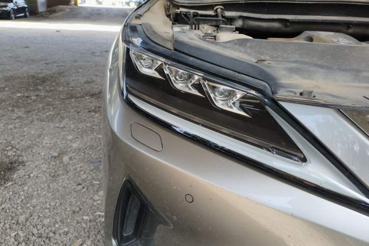 Used Lexus RX 2020 300 4x4 Elegant Edition China VI Right Front Headlight