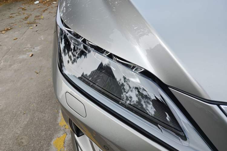 Used Lexus RX 2020 300 4x4 Luxury Edition China V Standard Right Front Headlight