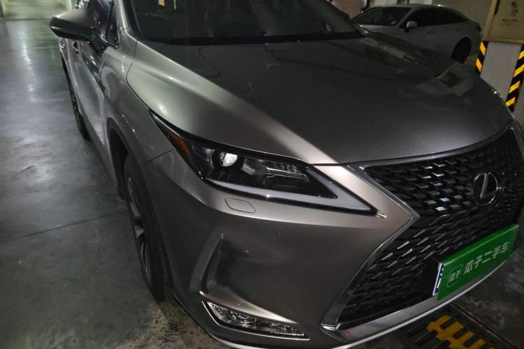 Used Lexus RX 2020 Revised Version 300 Two-Wheel Drive Elite Edition Right Front Headlight