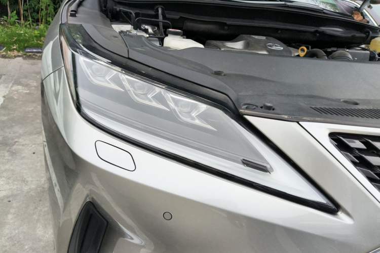 Used Lexus RX 2020 300 4x4 Elegant Edition China VI Right Front Headlight