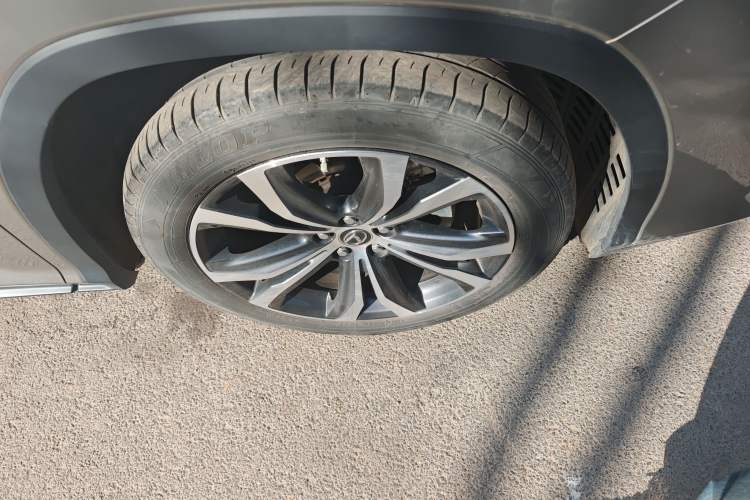 Used Lexus RX 2020 Facelifted 300 4x4 Elegant Edition Right Front Wheel Hub