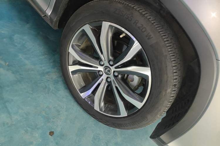 Used Lexus RX 2020 450h Four-Wheel Drive Elegant Edition China VI Standard Right Front Wheel Hub
