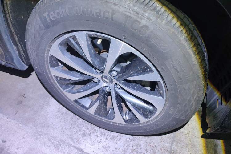 Used Lexus RX 2020 300 Two-Wheel Drive Elite Edition China VI Standard Right Front Wheel Hub