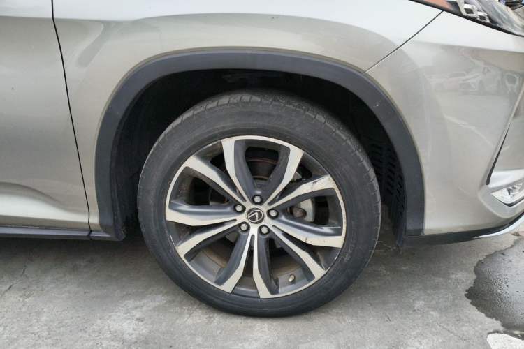 Used Lexus RX 2020 300 4x4 Elegant Edition China VI Right Front Wheel Hub