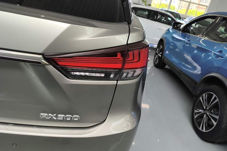 Used Lexus RX 2020 Revised Version 300 Four-Wheel Drive F SPORT Right Rear Taillight