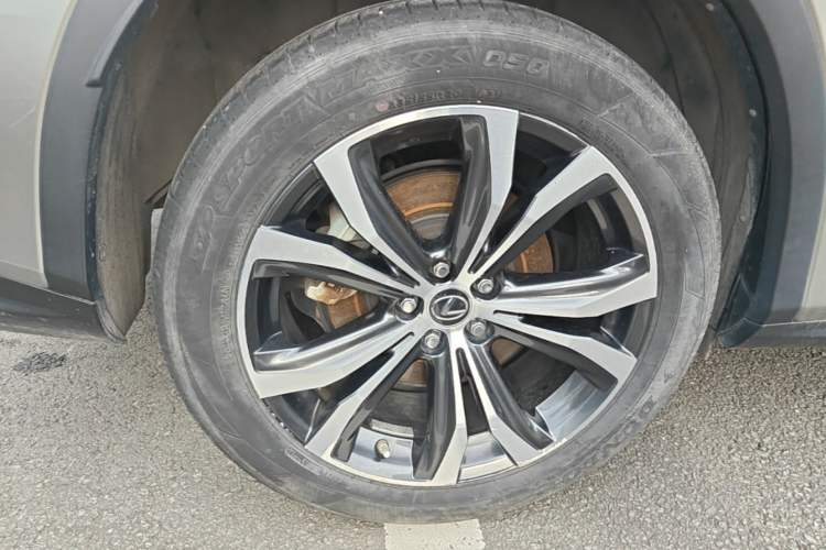 Used Lexus RX 2020 Revised Version 450h Four-Wheel Drive Elegant Edition Right Rear Wheel Hub
