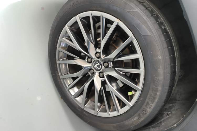 Used Lexus RX 2020 Revised Version 300 Four-Wheel Drive F SPORT Right Rear Wheel Hub