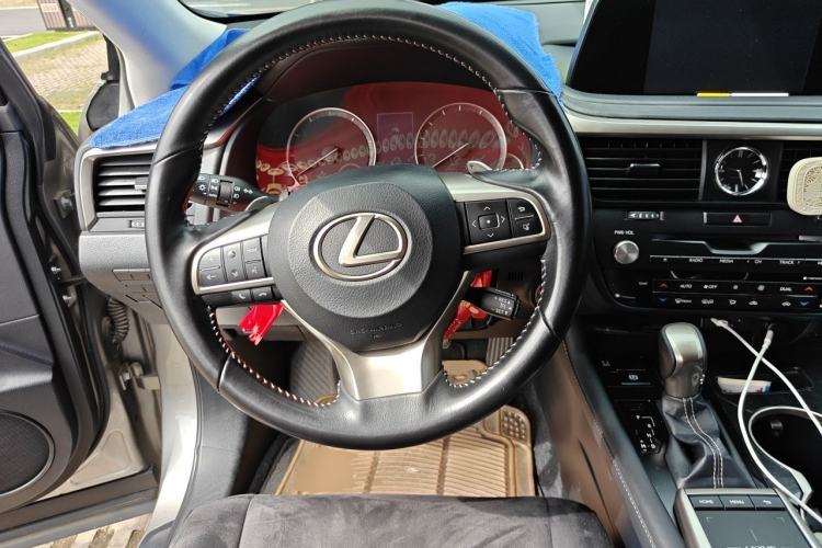 Used Lexus RX 2020 300 Two-Wheel Drive Elite Edition China VI Standard Steering Wheel