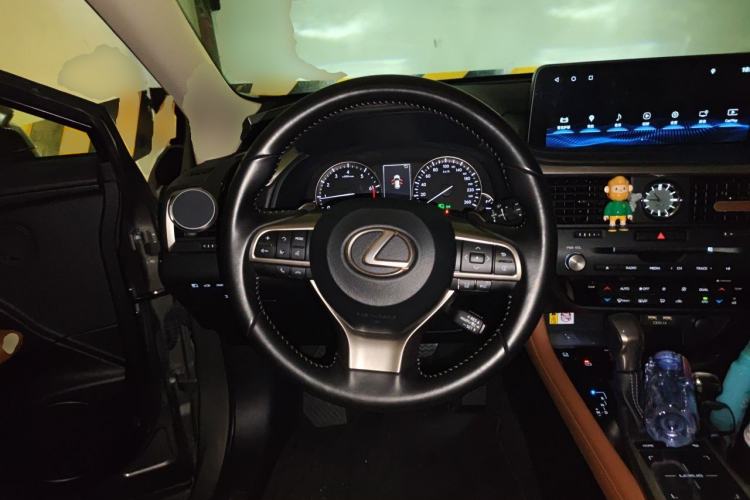 Used Lexus RX 2020 Facelifted 300 4x4 Elegant Edition Steering Wheel