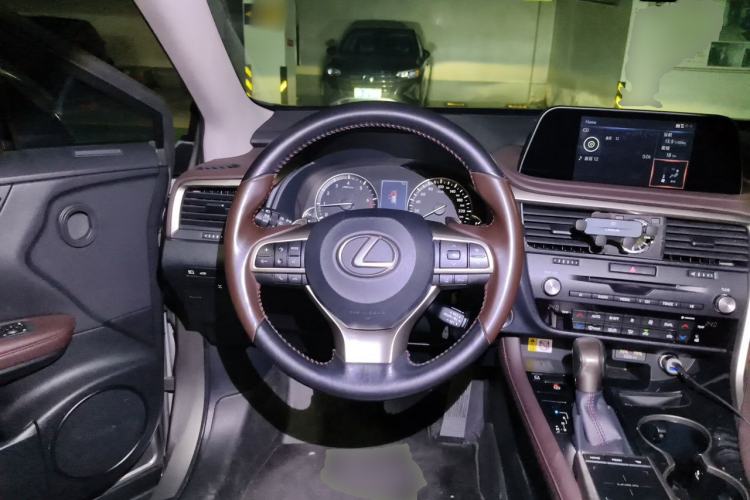 Used Lexus RX 2020 300 4x4 Elegant Edition China VI Steering Wheel