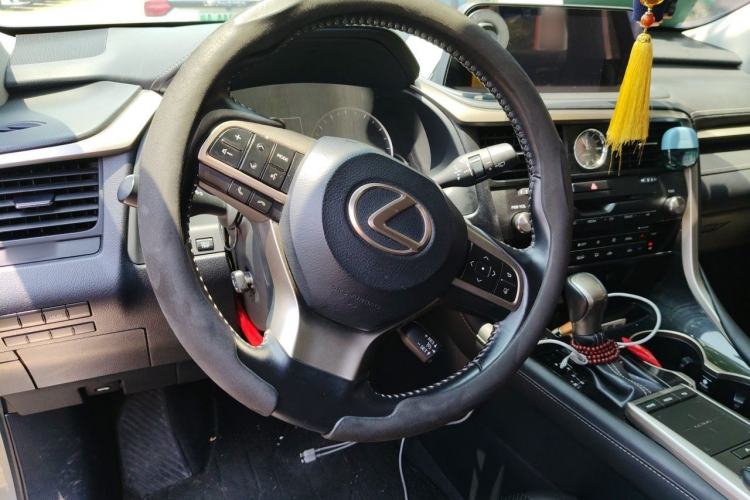 Used Lexus RX 2020 Revised Version 300 Two-Wheel Drive Elite Edition Steering Wheel