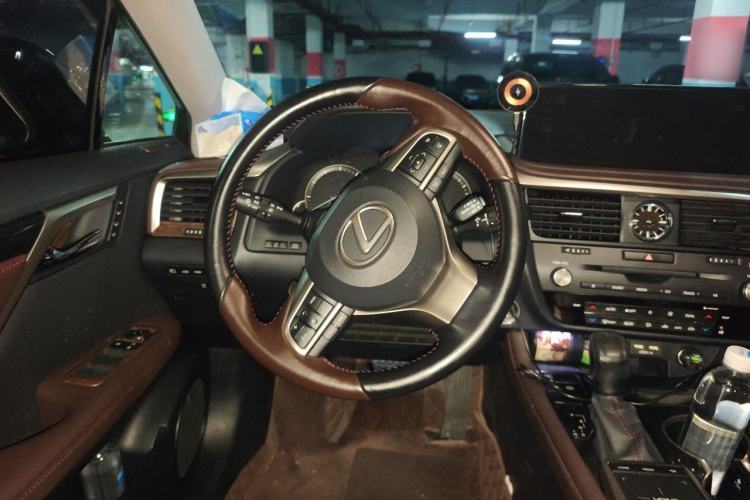 Used Lexus RX 2020 Facelifted 300 4x4 Elegant Edition Steering Wheel