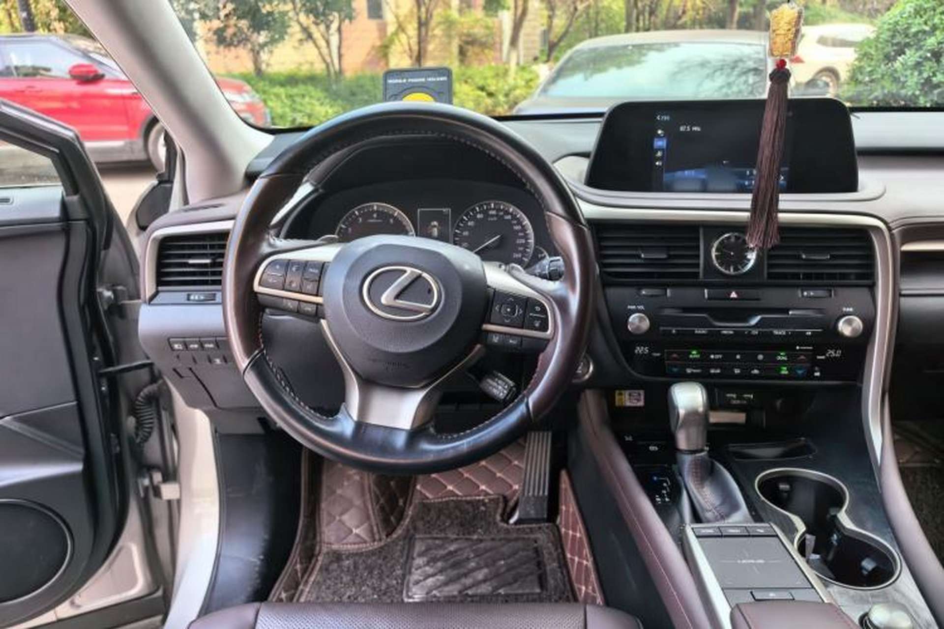 Used Lexus RX 2020 Facelifted 300 4x4 Elegant Edition Steering Wheel