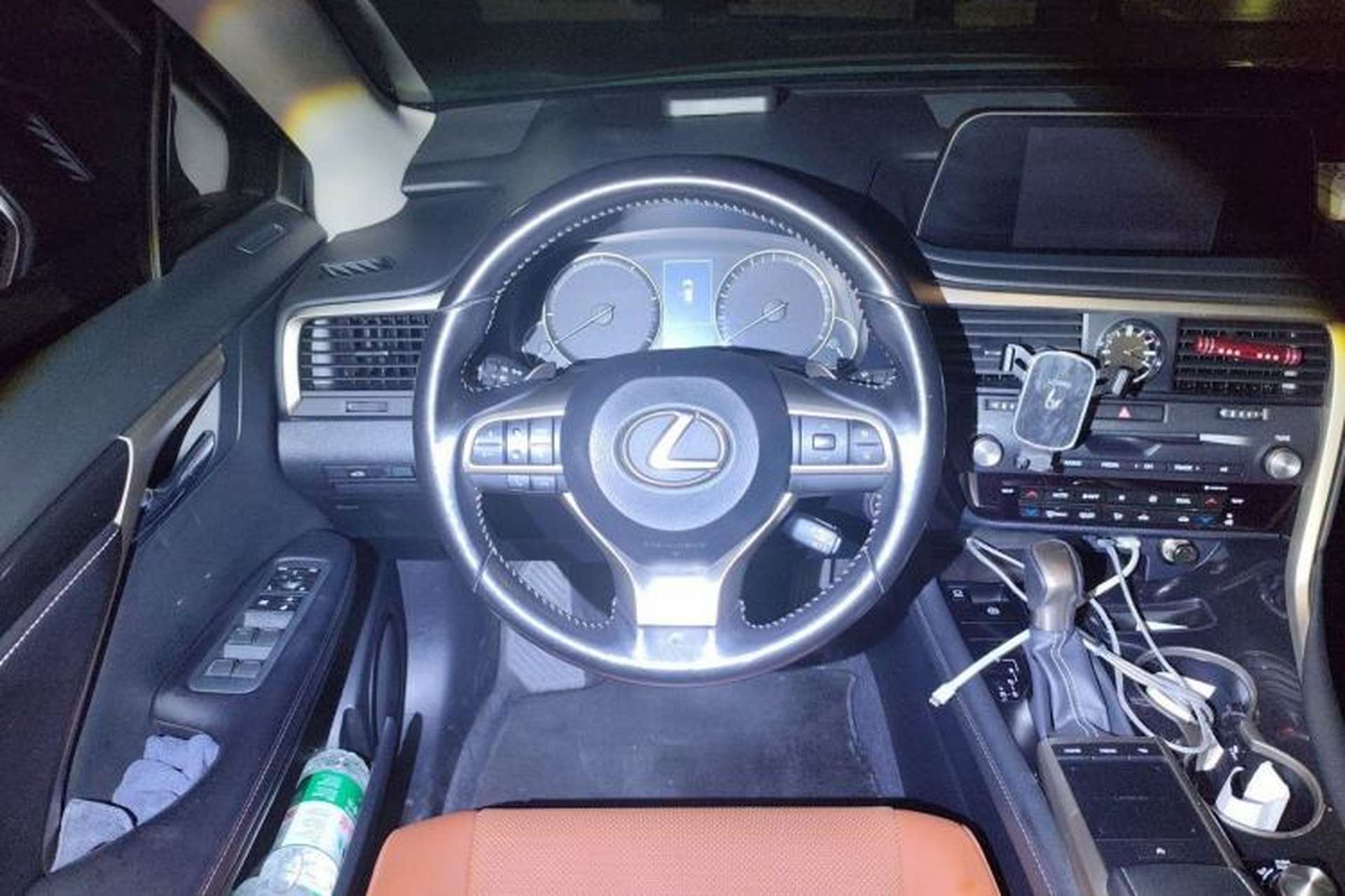 Used Lexus RX 2020 300 Two-Wheel Drive Elite Edition China VI Standard Steering Wheel