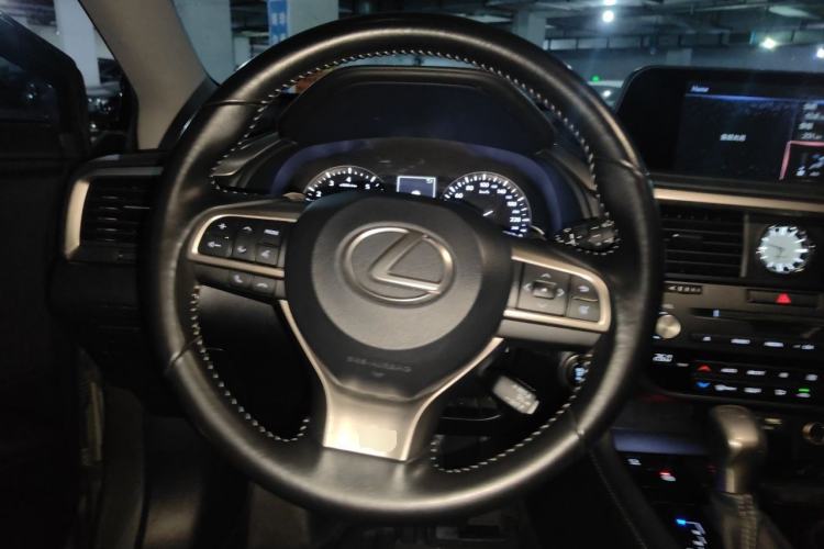 Used Lexus RX 2020 300 Two-Wheel Drive Elite Edition China VI Standard Steering Wheel