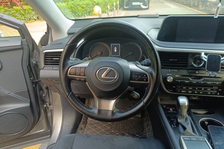 Used Lexus RX 2020 300 Two-Wheel Drive Elite Edition China VI Standard Steering Wheel