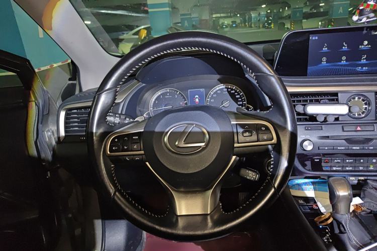 Used Lexus RX 2020 300 Two-Wheel Drive Elite Edition China VI Standard Steering Wheel