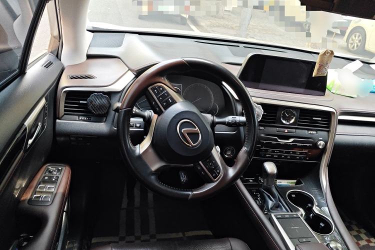 Used Lexus RX 2020 300 4x4 Elegant Edition China VI Steering Wheel