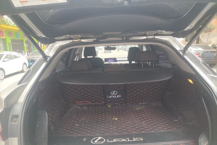Used Lexus RX 2020 300 4x4 Elegant Edition China VI Trunk