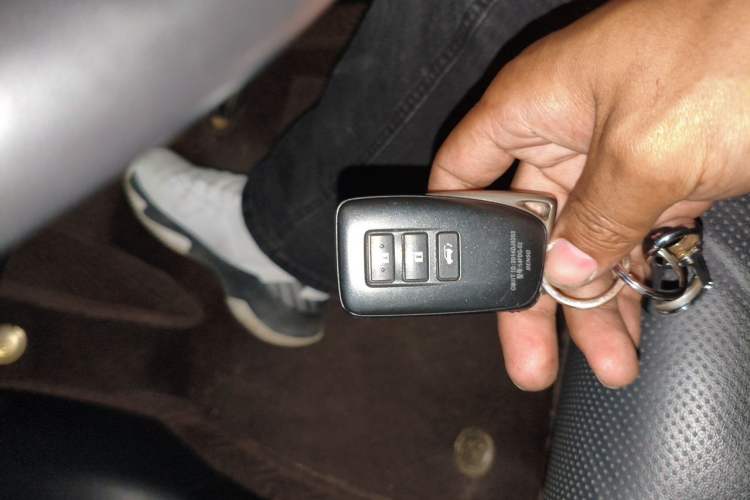 Used Lexus RX 2020 300 4x4 Elegant Edition China VI Vehicle Key