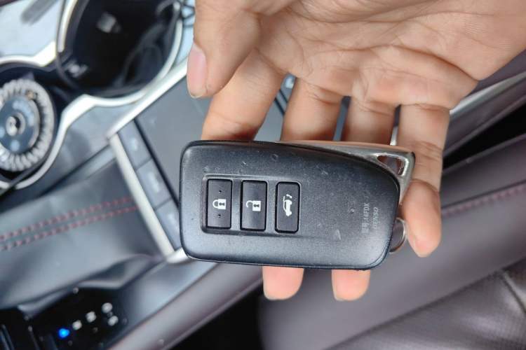 Used Lexus RX 2020 Revised Version 450h Four-Wheel Drive Elegant Edition Vehicle Key
