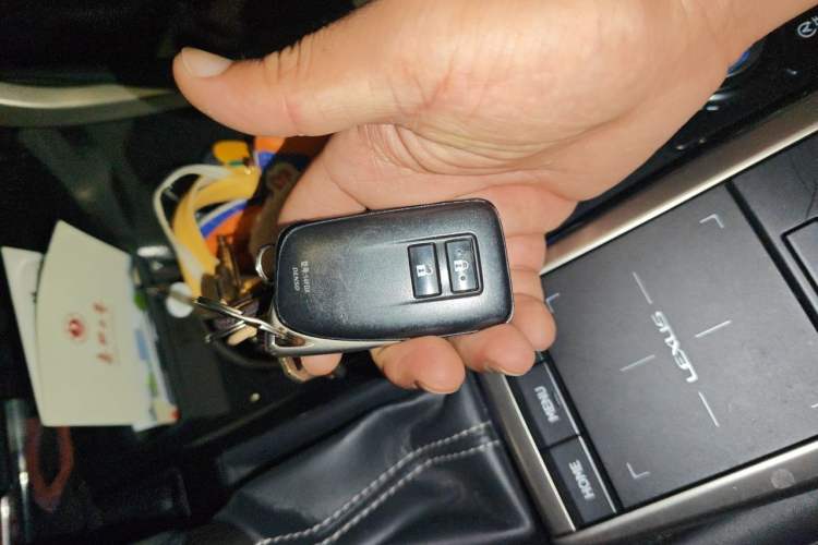 Used Lexus RX 2020 Revised Version 300 Two-Wheel Drive Elite Edition Vehicle Key