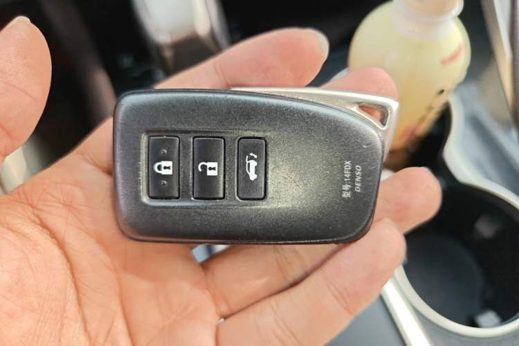 Used Lexus RX 2020 Revised Version 450h Four-Wheel Drive Elegant Edition Vehicle Key