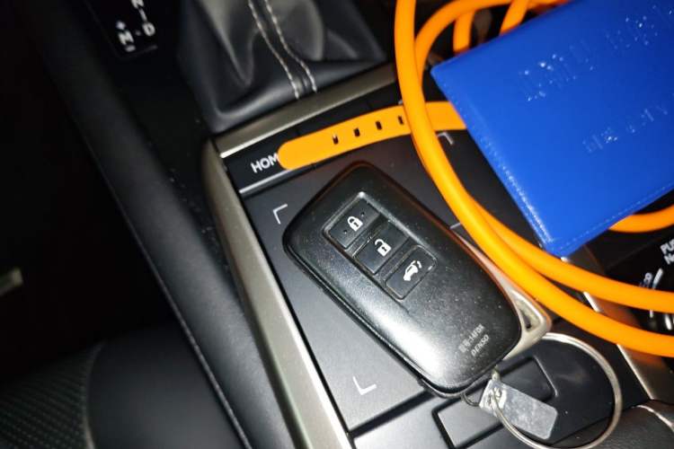 Used Lexus RX 2020 300 4x4 Elegant Edition China VI Vehicle Key