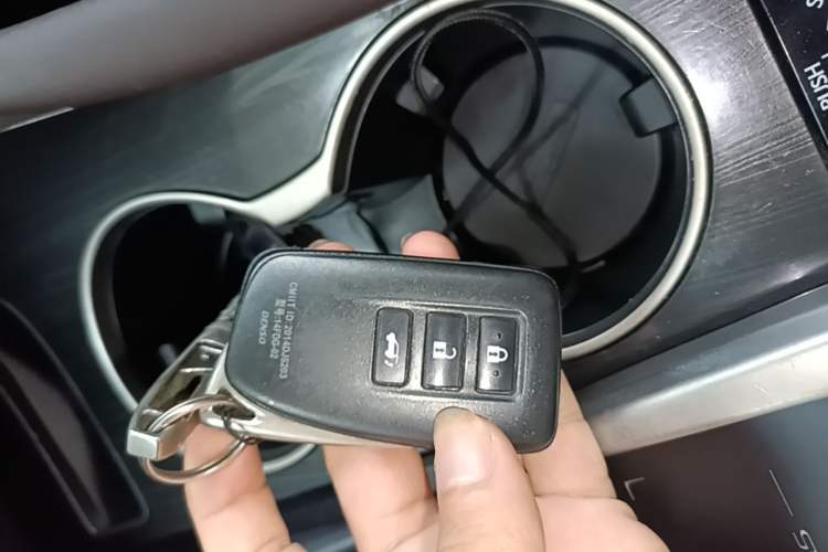 Used Lexus RX 2020 300 4x4 Elegant Edition China VI Vehicle Key