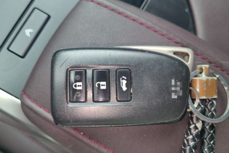 Used Lexus RX 2020 Revised Version 300 Two-Wheel Drive Comfort Edition Vehicle Key
