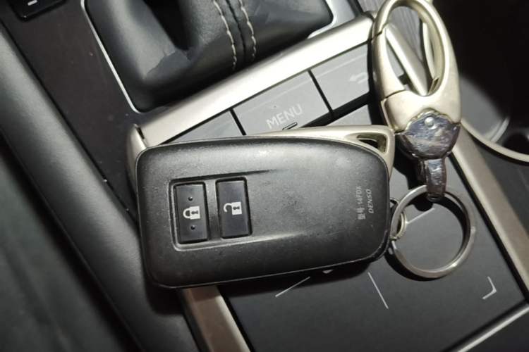 Used Lexus RX 2020 Revised Version 300 Two-Wheel Drive Elite Edition Vehicle Key