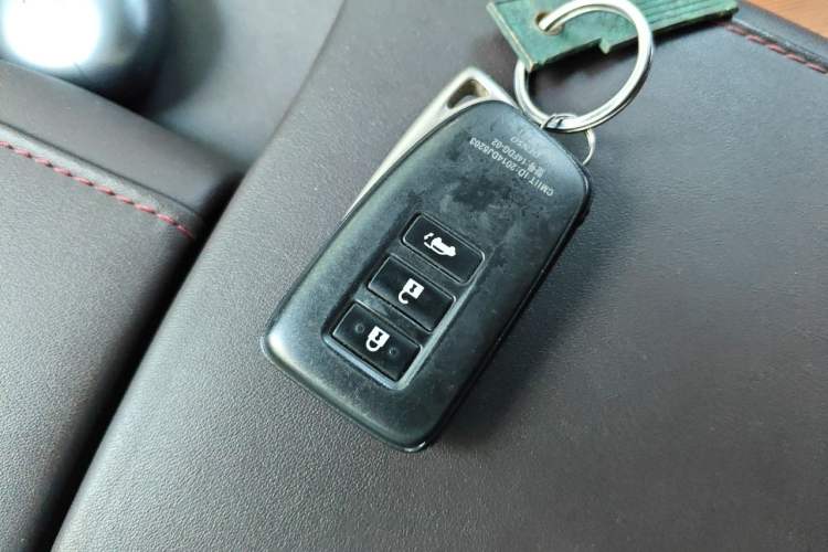 Used Lexus RX 2020 300 4x4 Elegant Edition China VI Vehicle Key