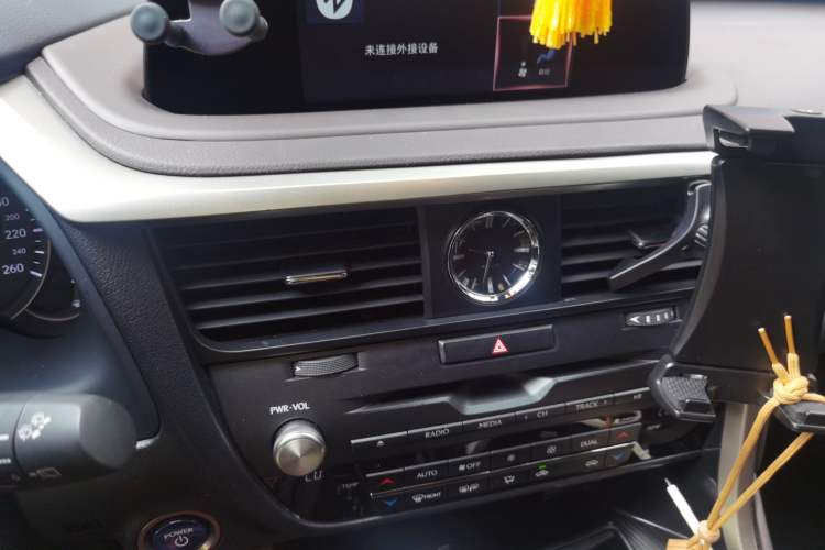 Used Lexus RX 2020 450h Four-Wheel Drive Elegant Edition China VI Standard Audio And AC Panel