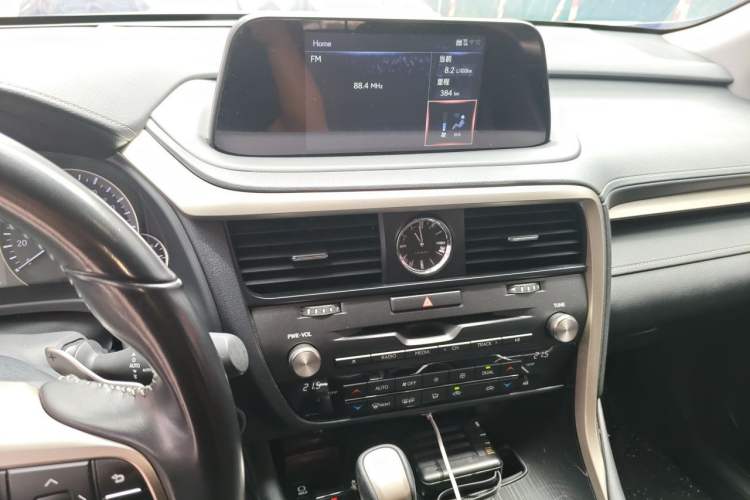 Used Lexus RX 2020 Revised Version 300 Two-Wheel Drive Elite Edition Audio And AC Panel