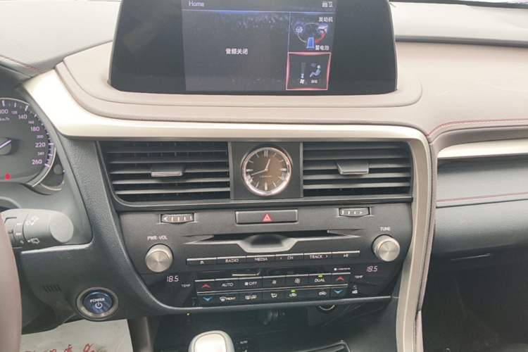 Used Lexus RX 2020 Revised Version 450h Four-Wheel Drive Elegant Edition Audio And AC Panel