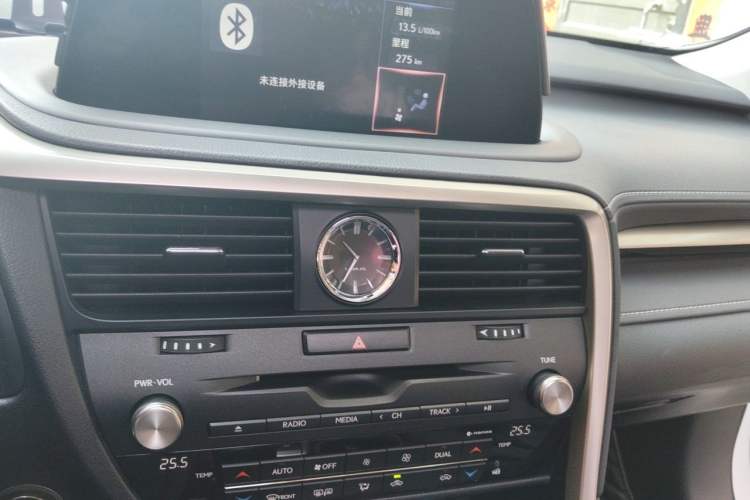 Used Lexus RX 2020 Revised Version 300 Two-Wheel Drive Comfort Edition Audio And AC Panel