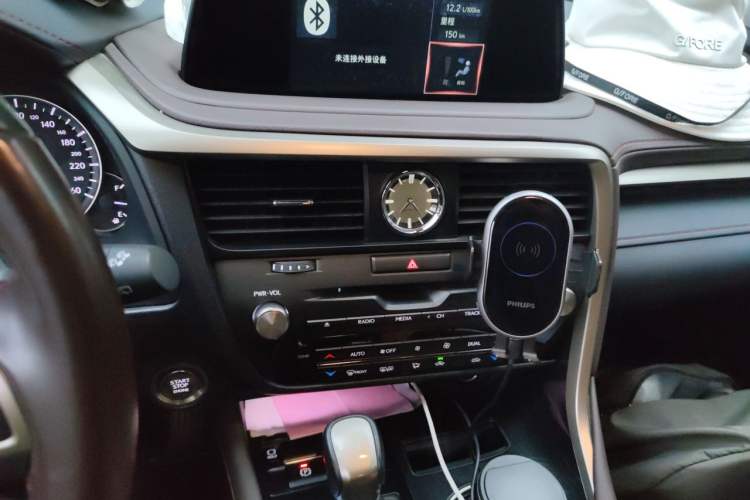 Used Lexus RX 2020 Facelifted 300 4x4 Elegant Edition Audio And AC Panel