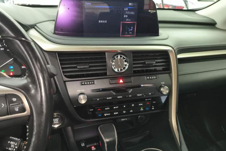Used Lexus RX 2020 Revised Version 300 Two-Wheel Drive Elite Edition Audio And AC Panel