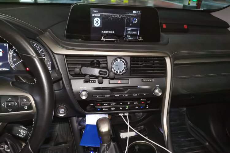 Used Lexus RX 2020 Revised Version 300 Two-Wheel Drive Elite Edition Audio And AC Panel