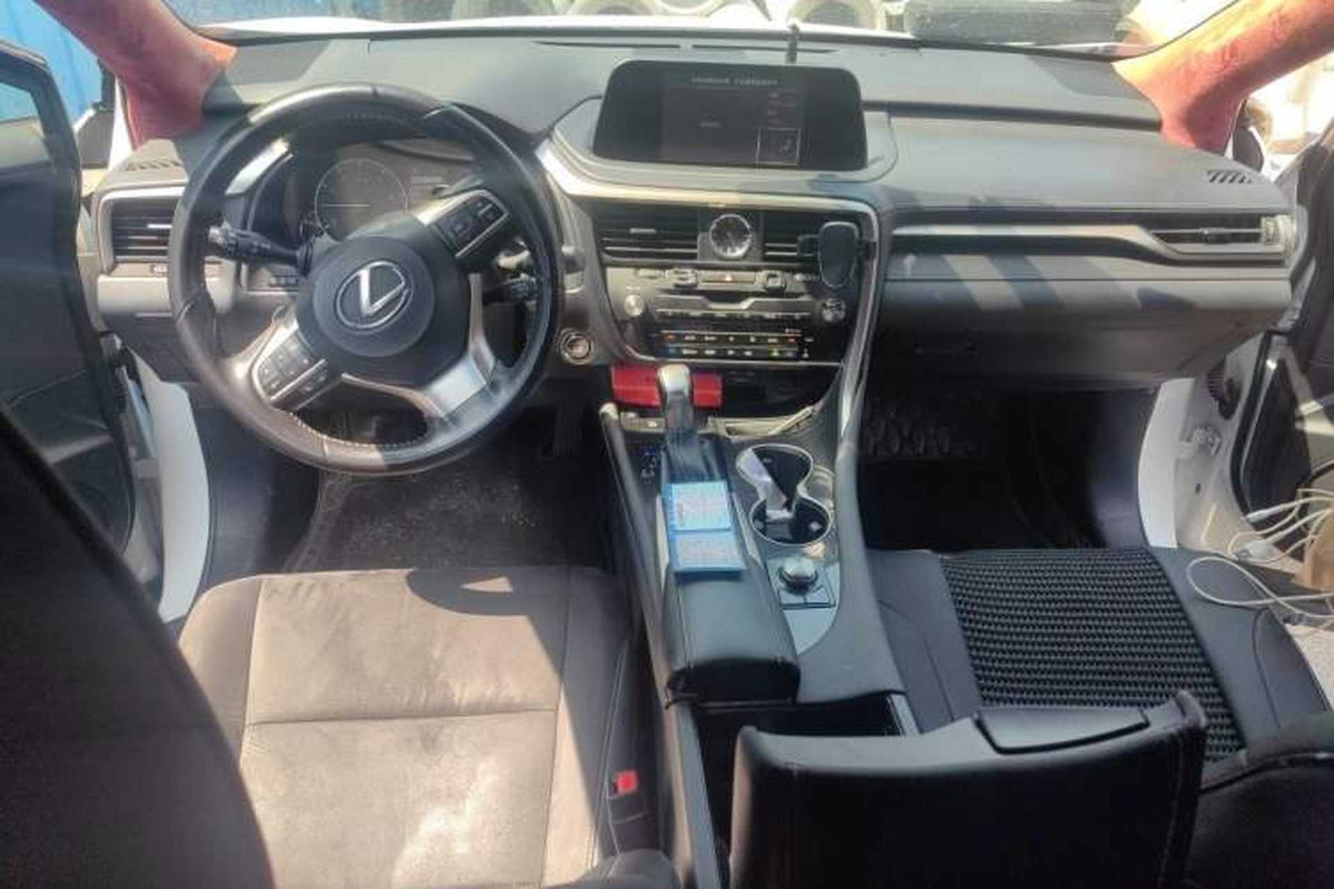 Used Lexus RX 2020 300 Two-Wheel Drive Elite Edition China VI Standard Center Console