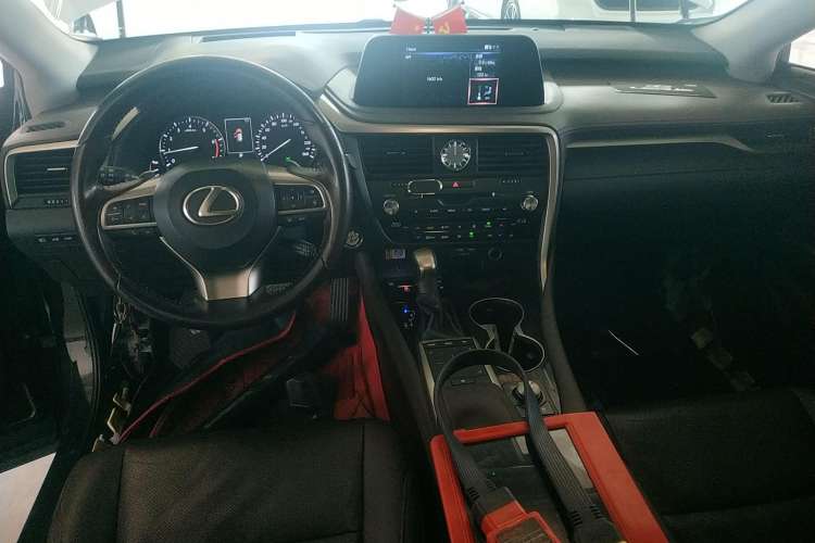 Used Lexus RX 2020 Revised Version 300 Two-Wheel Drive Comfort Edition Center Console
