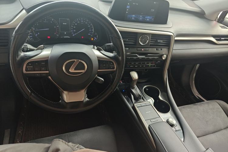 Used Lexus RX 2020 300 Two-Wheel Drive Elite Edition China VI Standard Center Console